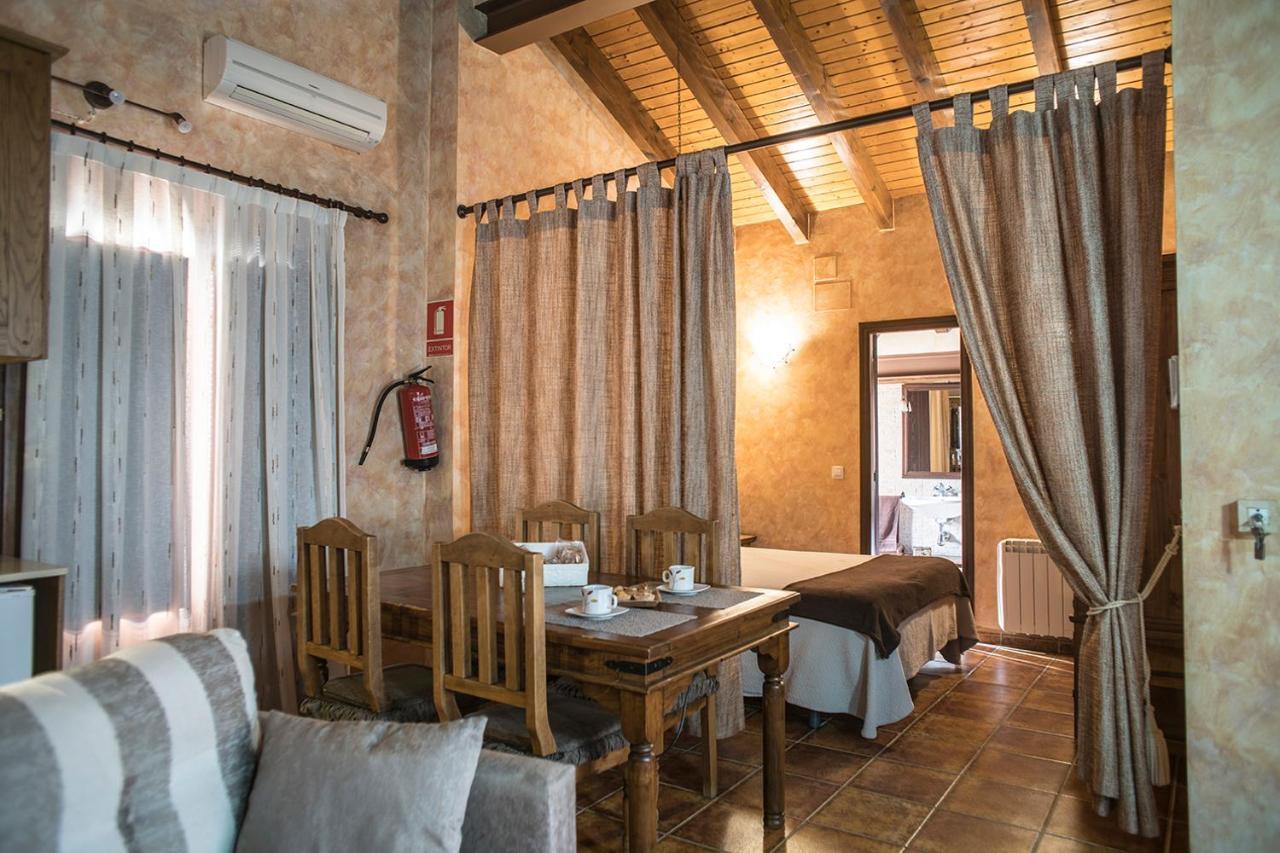Cases Rurals El Castell Torres-Torres Εξωτερικό φωτογραφία