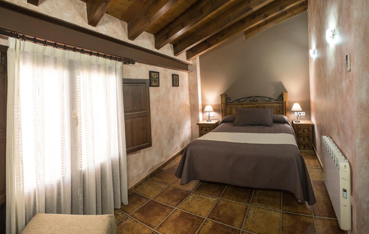Cases Rurals El Castell Torres-Torres Εξωτερικό φωτογραφία